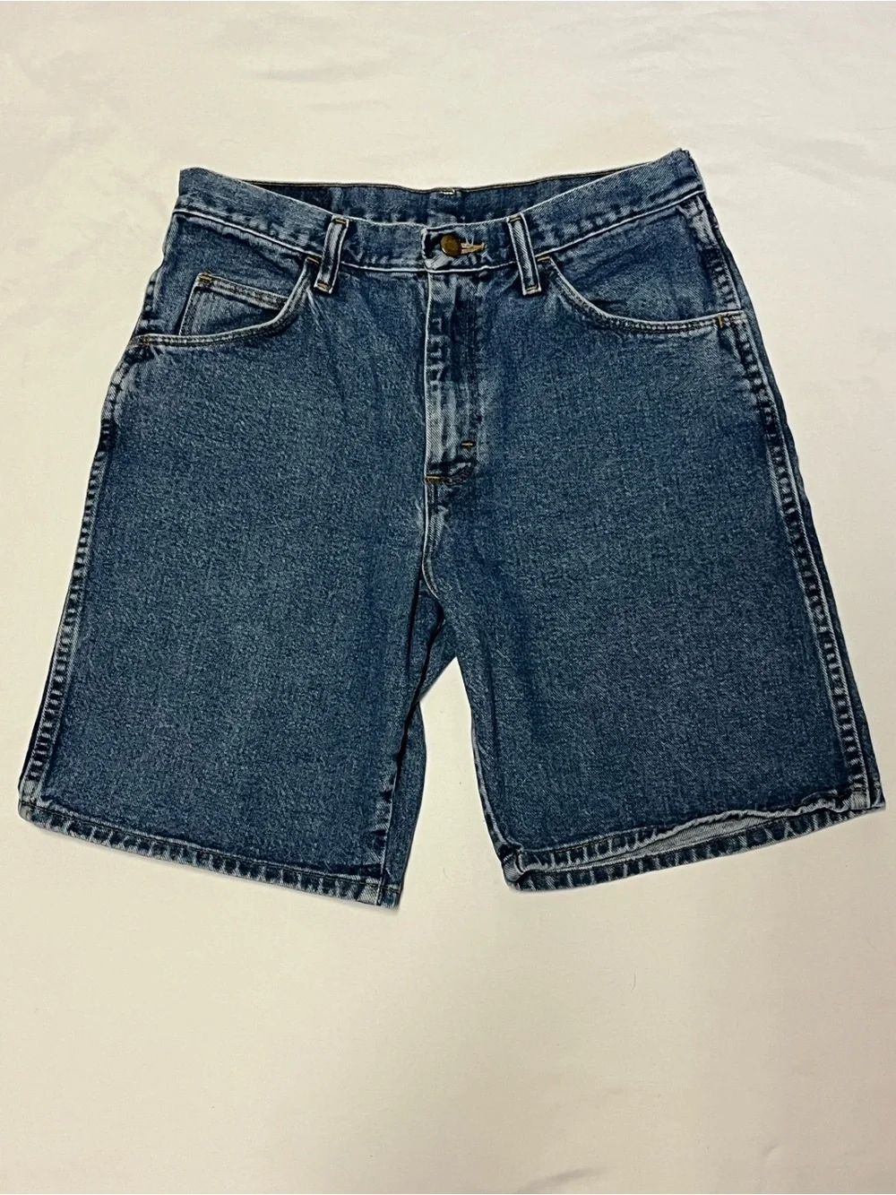 Wrangler Cowboy Cut Denim Shorts Men's Size 30 Vintage 90s Western Dad Jorts